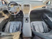 ✅ 2016 Lincoln MKZ • VIN: 3LN6L2GK3GR606919 • Lot: 95086955. Listed on Copart with 167,456 mi. Free auction sales archive from the USA and detailed vehicle history report at DreamBid. Image 8.