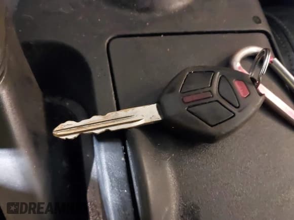 ✅ 2007 Mitsubishi Eclipse GT • VIN: 4A3AL35T57E015684 • Lot: 42310476. Listed on IAAI with 164,888 mi. Free auction sales archive from the USA and detailed vehicle history report at DreamBid. Image 11.