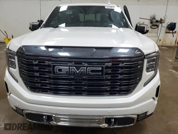 ✅ 2023 GMC Sierra 1500 Denali Ultimate • VIN: 1GTUUHELXPZ237477 • Лот: 67481445. Опубликован ранее на Copart с пробегом 48 127 миль. Бесплатный доступ к архиву аукционных продаж из США и подробный отчёт об истории автомобиля на DreamBid. Изображение 5.