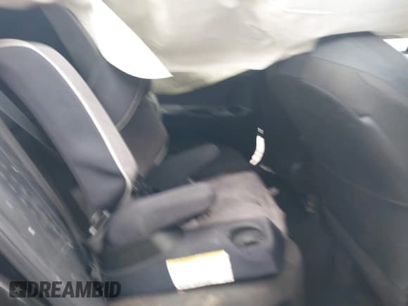 ✅ 2021 Toyota C-HR LE • VIN: JTNKHMBXXM1113842 • Lot: 42762072. Wystawiony na IAAI z przebiegiem 53 351 mil. Bezpłatny archiwum sprzedaży aukcyjnych z USA i szczegółowy raport historii pojazdu na DreamBid. Zdjęcie 8.