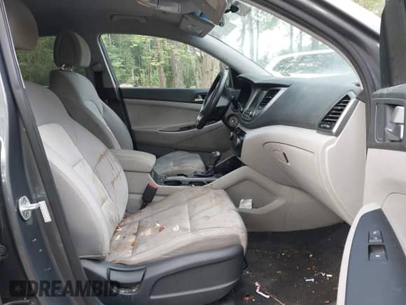 2018 Hyundai Tucson SEL z VIN KM8J33A42JU733994, wystawiony jako IAAI lot #42985978 z przebiegiem 164 545 mil mil oraz . Historia ofert i sprzedaży dostępna na DreamBid. Obrazek 5.