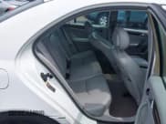 ✅ 2001 Mercedes-Benz C 230/260/280/320 • VIN: WDBRF61J61F082443 • Lot: 42469263. Wystawiony na IAAI z przebiegiem 89 712 mil. Bezpłatny archiwum sprzedaży aukcyjnych z USA i szczegółowy raport historii pojazdu na DreamBid. Zdjęcie 8.