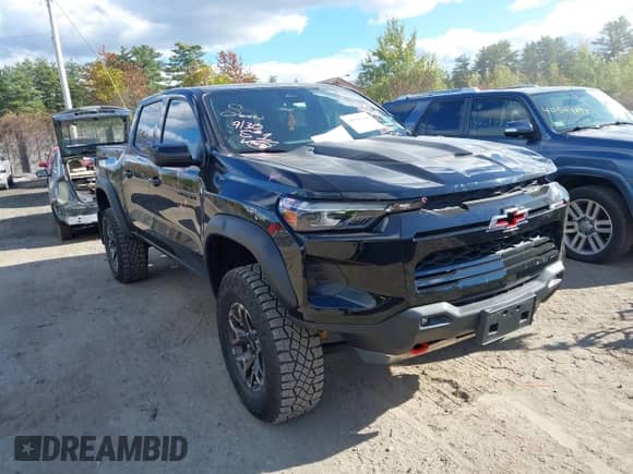 2023 Chevrolet Colorado 4WD ZR2 с VIN 1GCPTFEK5P1207765, выставлен на аукционе IAAI как лот 40546780 с пробегом 8 858 миль миль и . История ставок и продаж доступна на DreamBid. Изображение 1.