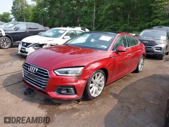 ✅ 2018 Audi A5 Sportback Prestige • VIN: WAUCNCF55JA107556 • Лот: 42390733. Опубликован ранее на IAAI с пробегом 90 402 миль. Бесплатный доступ к архиву аукционных продаж из США и подробный отчёт об истории автомобиля на DreamBid. Изображение 2.