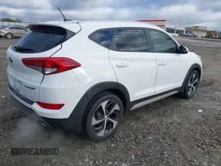 2017 Hyundai Tucson Sport с VIN KM8J33A2XHU415775, выставлен на аукционе IAAI как лот 43571486 с пробегом 99 357 миль миль и . История ставок и продаж доступна на DreamBid. Изображение 4.