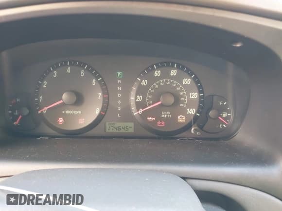 ✅ 2005 Hyundai Elantra GLS • VIN: KMHDN46D15U172179 • Lot: 43619645. Listed on IAAI with 174,645 mi. Free auction sales archive from the USA and detailed vehicle history report at DreamBid. Image 7.