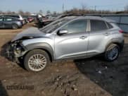 ✅ 2021 Hyundai Kona SEL • VIN: KM8K2CAA2MU721183 • Лот: 40534634. Опубликован ранее на Copart с пробегом Не указан. Бесплатный доступ к архиву аукционных продаж из США и подробный отчёт об истории автомобиля на DreamBid. Изображение 1.
