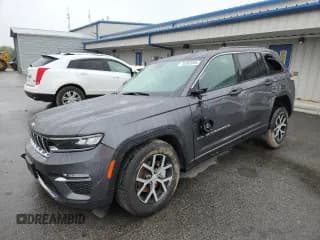 ✅ 2024 Jeep Grand Cherokee Limited • VIN: 1C4RJHBG9R8620857 • Lot: 70302005. Wystawiony na Copart z przebiegiem 17 621 mil. Bezpłatny archiwum sprzedaży aukcyjnych z USA i szczegółowy raport historii pojazdu na DreamBid. Zdjęcie 1.