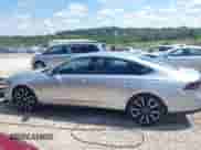 2024 Honda Accord Touring с VIN 1HGCY2F83RA091269, выставлен на аукционе IAAI как лот 43118394 с пробегом 11 657 миль миль и . История ставок и продаж доступна на DreamBid. Изображение 14.