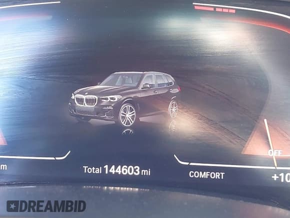 ✅ 2020 BMW X5 sDrive40i • VIN: 5UXCR4C03LLT19920 • Lot: 43470421. Wystawiony na IAAI z przebiegiem 144 603 mil. Bezpłatny archiwum sprzedaży aukcyjnych z USA i szczegółowy raport historii pojazdu na DreamBid. Zdjęcie 7.