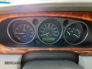 ✅ 2008 Jaguar XJ 8 LWB • VIN: SAJWA79BX8SH28045 • Lot: 61042375. Wystawiony na Copart z przebiegiem 85 903 mil. Bezpłatny archiwum sprzedaży aukcyjnych z USA i szczegółowy raport historii pojazdu na DreamBid. Zdjęcie 9.