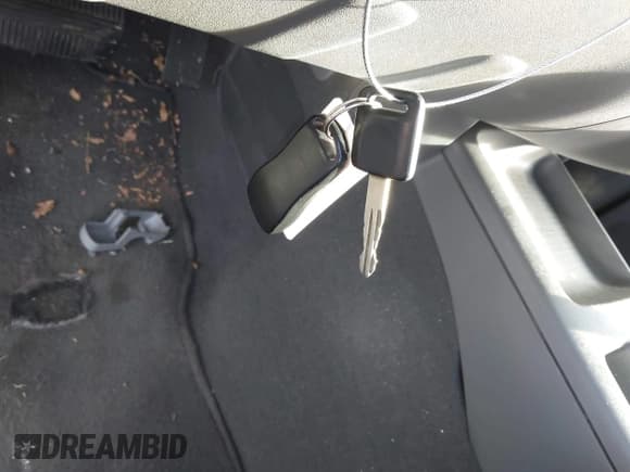 ✅ 2008 Nissan Frontier SE • VIN: 1N6AD07U38C437015 • Lot: 43500477. Listed on IAAI with 142,299 mi. Free auction sales archive from the USA and detailed vehicle history report at DreamBid. Image 11.