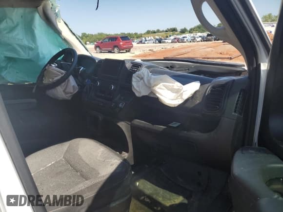 ✅ 2023 Ram ProMaster Cargo • VIN: 3C6LRVDGXPE503860 • Lot: 93735555. Wystawiony na Copart z przebiegiem Nie podano. Bezpłatny archiwum sprzedaży aukcyjnych z USA i szczegółowy raport historii pojazdu na DreamBid. Zdjęcie 8.