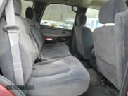 ✅ 2002 Chevrolet Tahoe LS • VIN: 1GNEK13V82J318451 • Лот: 52493005. Опубликован ранее на Copart с пробегом 303 292 миль. Бесплатный доступ к архиву аукционных продаж из США и подробный отчёт об истории автомобиля на DreamBid. Изображение 11.