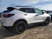 2021 Chevrolet Blazer LT z VIN 3GNKBJR4XMS524115, wystawiony jako Copart lot #73931754 z przebiegiem 19 450 mil mil oraz Szkoda całkowita • Salvage title. Historia ofert i sprzedaży dostępna na DreamBid. Obrazek 3.