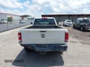 ✅ 2018 Ram 1500 Tradesman • VIN: 3C6JR6DG1JG219123 • Лот: 42755696. Опубликован ранее на IAAI с пробегом 140 522 миль. Бесплатный доступ к архиву аукционных продаж из США и подробный отчёт об истории автомобиля на DreamBid. Изображение 16.