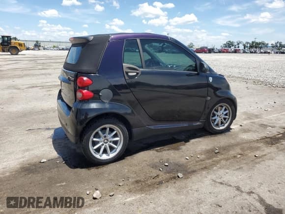 ✅ 2009 Smart fortwo Passion • VIN: WMEEK31X99K296913 • Lot: 61491365. Listed on Copart with 93,211 mi. Free auction sales archive from the USA and detailed vehicle history report at DreamBid. Image 3.