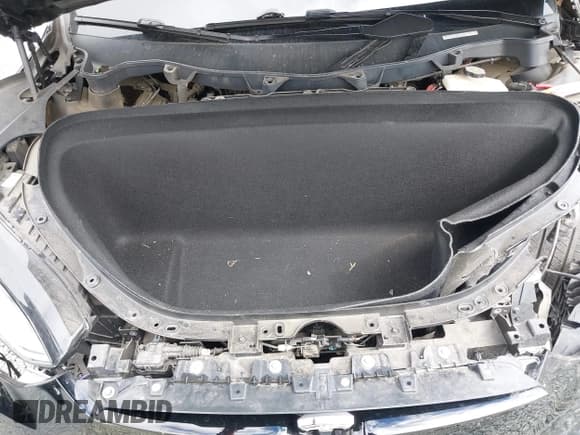 ✅ 2022 Tesla Model X • VIN: 7SAXCDE56NF337026 • Lot: 42807822. Wystawiony na IAAI z przebiegiem 26 499 mil. Bezpłatny archiwum sprzedaży aukcyjnych z USA i szczegółowy raport historii pojazdu na DreamBid. Zdjęcie 10.