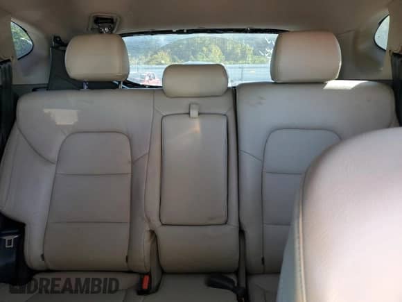 2021 Hyundai Tucson Value with VIN KM8J33A44MU305509, listed as a Copart auction lot 89531555 with 57,548 mi miles and Salvage title. Bid and sale history available at DreamBid. Image 10.