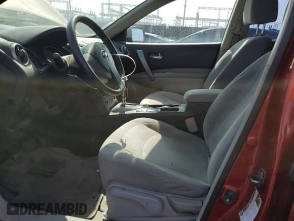 ✅ 2015 Nissan Rogue S • VIN: JN8AS5MT7FW655203 • Lot: 68868224. Listed on Copart with 92,325 mi. Free auction sales archive from the USA and detailed vehicle history report at DreamBid. Image 7.