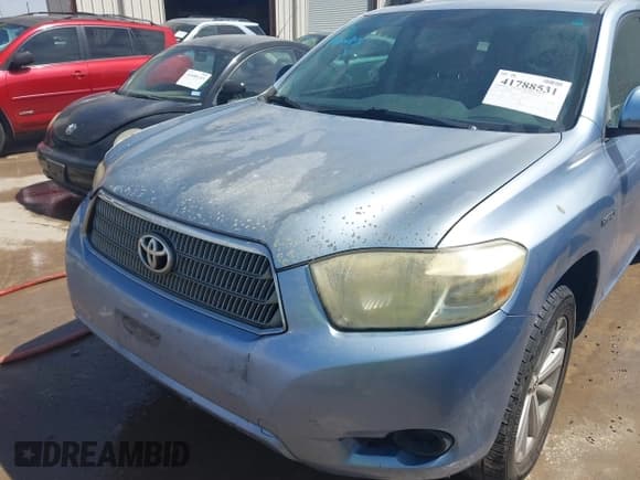 ✅ 2009 Toyota Highlander • VIN: JTEEW41AX92033863 • Lot: 41788531. Wystawiony na IAAI z przebiegiem 215 787 mil. Bezpłatny archiwum sprzedaży aukcyjnych z USA i szczegółowy raport historii pojazdu na DreamBid. Zdjęcie 6.