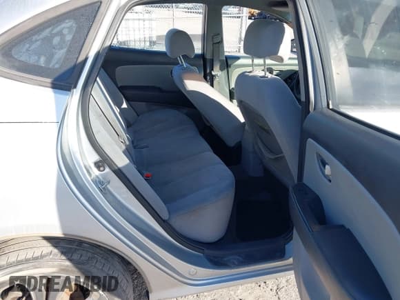 ✅ 2008 Hyundai Elantra GLS • VIN: KMHDU46DX8U423790 • Lot: 43699881. Wystawiony na IAAI z przebiegiem 158 334 mil. Bezpłatny archiwum sprzedaży aukcyjnych z USA i szczegółowy raport historii pojazdu na DreamBid. Zdjęcie 8.