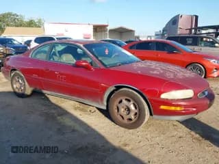 ✅ 1996 Buick Riviera • VIN: 1G4GD221XT4709063 • Lot: 41998477. Wystawiony na IAAI z przebiegiem 251 571 mil. Bezpłatny archiwum sprzedaży aukcyjnych z USA i szczegółowy raport historii pojazdu na DreamBid. Zdjęcie 1.