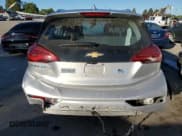 ✅ 2017 Chevrolet Bolt EV Premier • VIN: 1G1FX6S00H4182527 • Lot: 70519504. Wystawiony na Copart z przebiegiem 50 826 mil. Bezpłatny archiwum sprzedaży aukcyjnych z USA i szczegółowy raport historii pojazdu na DreamBid. Zdjęcie 6.