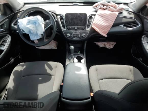 2019 Chevrolet Malibu LS z VIN 1G1ZB5ST4KF175351, wystawiony jako Copart lot #70891875 z przebiegiem 75 522 mil mil oraz Szkoda całkowita • Salvage title. Historia ofert i sprzedaży dostępna na DreamBid. Obrazek 8.