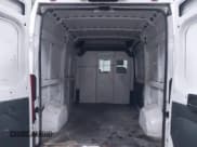 ✅ 2014 Ram ProMaster Cargo • VIN: 3C6TRVCG7EE121624 • Lot: 42147487. Wystawiony na IAAI z przebiegiem 229 597 mil. Bezpłatny archiwum sprzedaży aukcyjnych z USA i szczegółowy raport historii pojazdu na DreamBid. Zdjęcie 8.