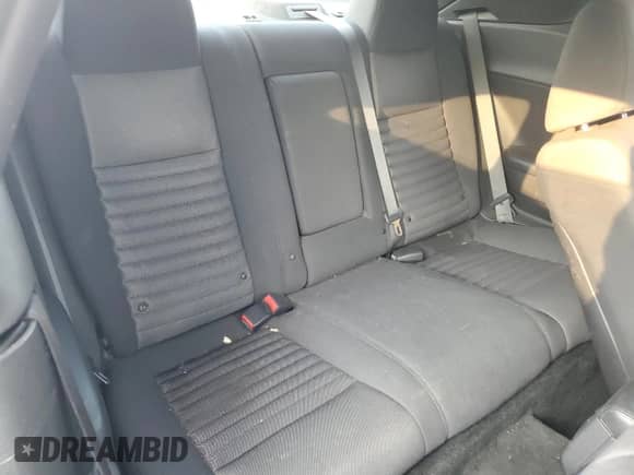 2013 Dodge Challenger SXT z VIN 2C3CDYAG8DH530525, wystawiony jako Copart lot #64064784 z przebiegiem 87 118 mil mil oraz Szkoda całkowita • Salvage title. Historia ofert i sprzedaży dostępna na DreamBid. Obrazek 10.