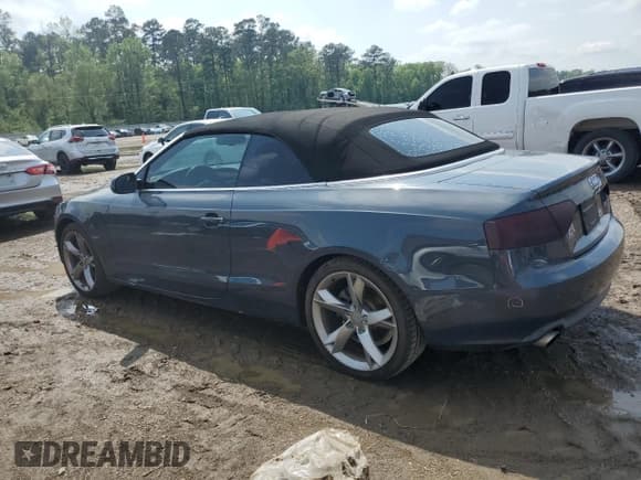 ✅ 2011 Audi A5 Premium Plus • VIN: WAUJFAFHXBN013041 • Лот: 50368575. Опубликован ранее на Copart с пробегом 114 521 миль. Бесплатный доступ к архиву аукционных продаж из США и подробный отчёт об истории автомобиля на DreamBid. Изображение 2.