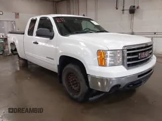 ✅ 2013 GMC Sierra 1500 SLE • VIN: 1GTR2VE76DZ284305 • Lot: 42618671. Listed on IAAI with 197,414 mi. Free auction sales archive from the USA and detailed vehicle history report at DreamBid. Image 1.