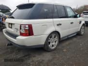 ✅ 2006 Land Rover Range Rover Sport HSE • VIN: SALSF25456A921723 • Лот: 90514585. Опубликован ранее на Copart с пробегом 186 451 миль. Бесплатный доступ к архиву аукционных продаж из США и подробный отчёт об истории автомобиля на DreamBid. Изображение 3.