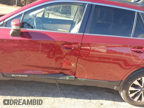 ✅ 2016 Subaru Outback Limited • VIN: 4S4BSANC2G3270251 • Lot: 43339788. Listed on IAAI with 127,213 mi. Free auction sales archive from the USA and detailed vehicle history report at DreamBid. Image 14.