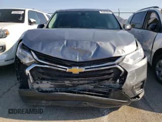 ✅ 2020 Chevrolet Traverse LS • VIN: 1GNERFKW1LJ188274 • Lot: 61883834. Wystawiony na Copart z przebiegiem 60 330 mil. Bezpłatny archiwum sprzedaży aukcyjnych z USA i szczegółowy raport historii pojazdu na DreamBid. Zdjęcie 5.