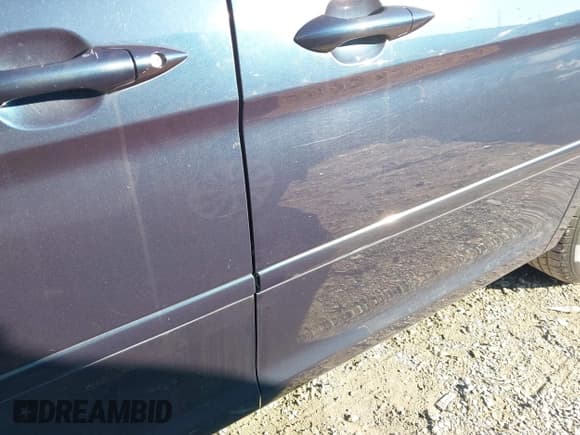 ✅ 2010 Honda Odyssey EX-L • VIN: 5FNRL3H74AB058097 • Lot: 43907585. Listed on IAAI with 177,309 mi. Free auction sales archive from the USA and detailed vehicle history report at DreamBid. Image 15.