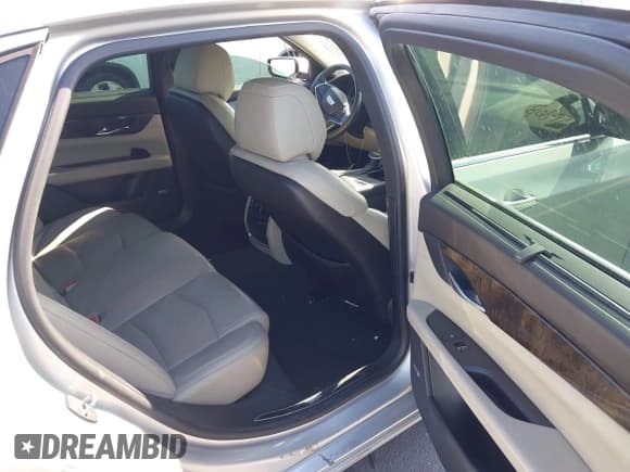 ✅ 2016 Cadillac CT6 Luxury RWD • VIN: 1G6KC5RX6GU162444 • Lot: 42605271. Listed on IAAI with 71,567 mi. Free auction sales archive from the USA and detailed vehicle history report at DreamBid. Image 8.