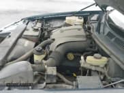 ✅ 2000 Lincoln Town Car Executive • VIN: 1LNHM81WXYY808762 • Lot: 43272527. Wystawiony na IAAI z przebiegiem 158 219 mil. Bezpłatny archiwum sprzedaży aukcyjnych z USA i szczegółowy raport historii pojazdu na DreamBid. Zdjęcie 12.