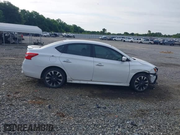 ✅ 2016 Nissan Sentra SL • VIN: 3N1AB7AP5GY256415 • Lot: 42366708. Listed on IAAI with 134,210 mi. Free auction sales archive from the USA and detailed vehicle history report at DreamBid. Image 12.