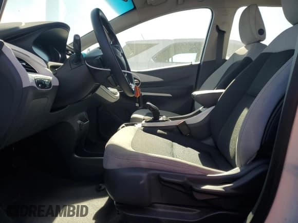 ✅ 2020 Chevrolet Bolt EV LT • VIN: 1G1FY6S07L4120581 • Lot: 81611744. Wystawiony na Copart z przebiegiem 54 406 mil. Bezpłatny archiwum sprzedaży aukcyjnych z USA i szczegółowy raport historii pojazdu na DreamBid. Zdjęcie 7.