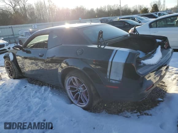 ✅ 2020 Dodge Challenger R/T Scat Pack • VIN: 2C3CDZFJ9LH155771 • Lot: 38409354. Wystawiony na Copart z przebiegiem 42 187 mil. Bezpłatny archiwum sprzedaży aukcyjnych z USA i szczegółowy raport historii pojazdu na DreamBid. Zdjęcie 2.