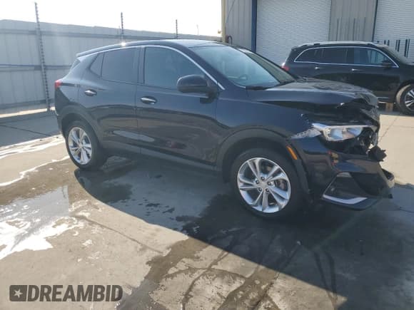 ✅ 2021 Buick Encore GX Preferred • VIN: KL4MMBS26MB138064 • Lot: 71635535. Listed on Copart with 40,634 mi. Free auction sales archive from the USA and detailed vehicle history report at DreamBid. Image 4.