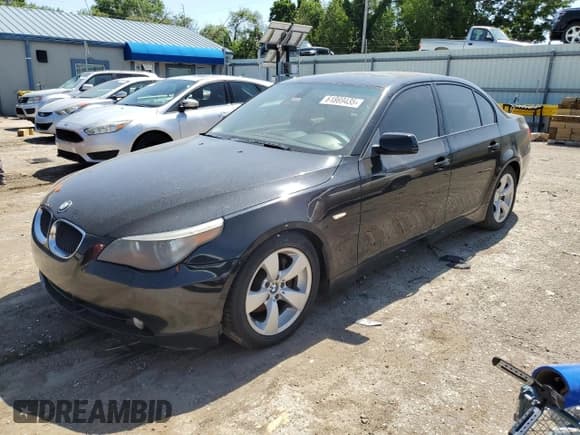 ✅ 2004 BMW 5 Series 525i • VIN: WBANA53574B854224 • Lot: 61869435. Wystawiony na Copart z przebiegiem 161 741 mil. Bezpłatny archiwum sprzedaży aukcyjnych z USA i szczegółowy raport historii pojazdu na DreamBid. Zdjęcie 1.