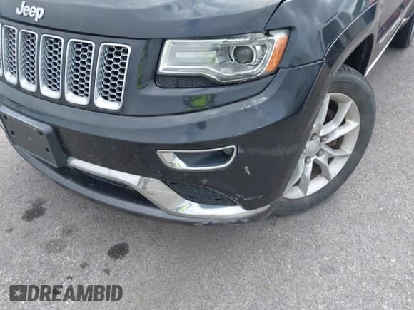 ✅ 2014 Jeep Grand Cherokee Summit • VIN: 1C4RJFJMXEC375537 • Lot: 42771925. Listed on IAAI with 141,967 mi. Free auction sales archive from the USA and detailed vehicle history report at DreamBid. Image 6.