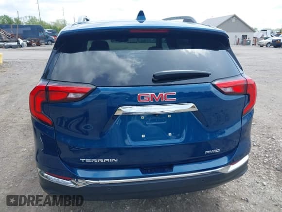 ✅ 2020 GMC Terrain SLT • VIN: 3GKALVEV5LL135015 • Lot: 42183360. Listed on IAAI with 95,549 mi. Free auction sales archive from the USA and detailed vehicle history report at DreamBid. Image 17.