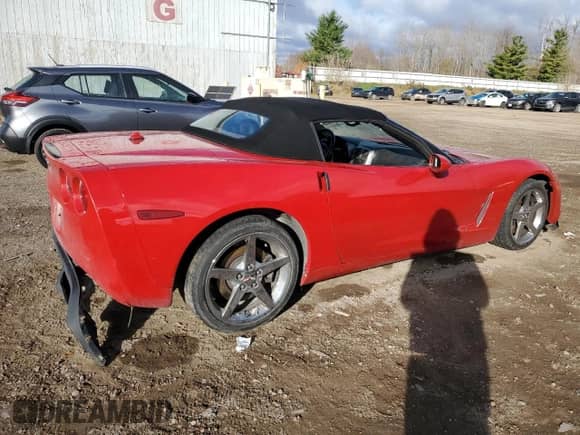 2005 Chevrolet Corvette с VIN 1G1YY34U555132412, выставлен на аукционе Copart как лот 78741534 с пробегом Не указан миль и Чистый • Clean title. История ставок и продаж доступна на DreamBid. Изображение 3.