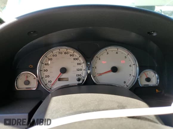 ✅ 2005 Saturn VUE • VIN: 5GZCZ634X5S811173 • Lot: 86158494. Wystawiony na Copart z przebiegiem 187 348 mil. Bezpłatny archiwum sprzedaży aukcyjnych z USA i szczegółowy raport historii pojazdu na DreamBid. Zdjęcie 9.