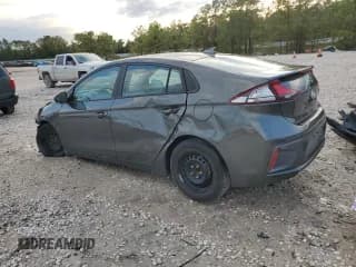 ✅ 2022 Hyundai Ioniq Blue • VIN: KMHC65LC2NU281342 • Lot: 79491864. Wystawiony na Copart z przebiegiem 62 422 mil. Bezpłatny archiwum sprzedaży aukcyjnych z USA i szczegółowy raport historii pojazdu na DreamBid. Zdjęcie 2.