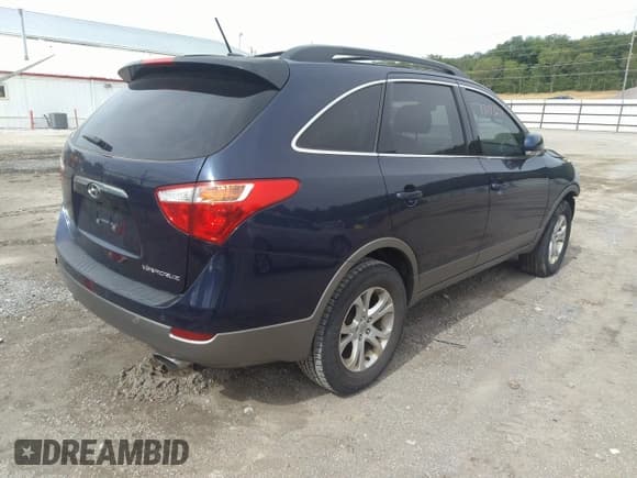 ✅ 2011 Hyundai Veracruz GLS • VIN: KM8NU4CCXBU146324 • Лот: 33193268. Опубликован ранее на IAAI с пробегом 133 942 миль. Бесплатный доступ к архиву аукционных продаж из США и подробный отчёт об истории автомобиля на DreamBid. Изображение 4.